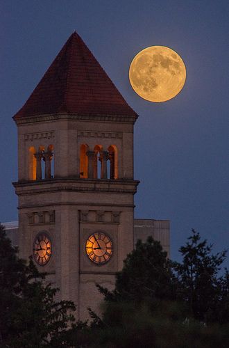 Downtown Spokane, Places In Florida, Evergreen State, Shoot The Moon, Moon Shadow, Moon Photos, Spokane Washington, Spokane Wa, Beautiful Moon