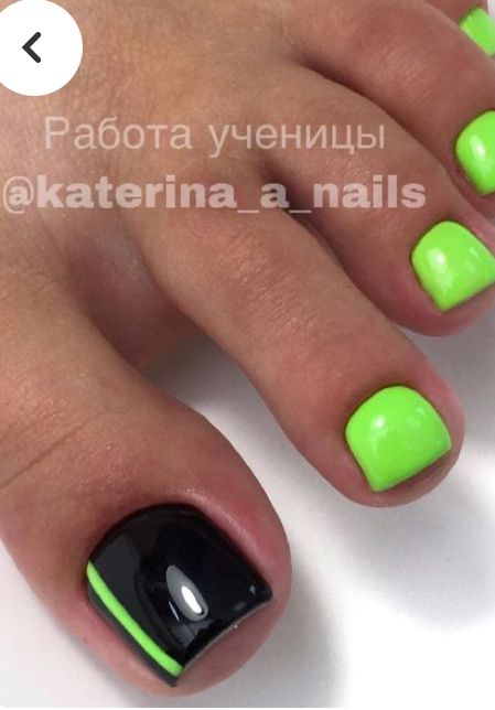 Bright Nail Polish, Nail Polish Shades, Pedicure Designs Toenails, Nails Neon, Pedicure Nail Designs, Gel Toe Nails, Acrylic Toe Nails, Toe Nail Color, Pretty Toe Nails