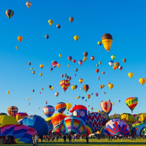 10 Bucket-List Trips Based in the U.S. Air Balloon Festival, Hot Air Balloon Festival, Balloon Festival, Hawaii Volcanoes National Park, Large Balloons, Creative Images, Pacific Blue, City Guides, Hot Air Balloons