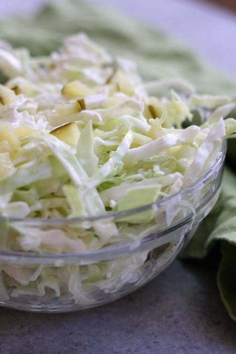 Simple Coleslaw is an easy and delicious side dish that comes together in minutes. Low-carb and gluten free, it's the perfect companion to many a dish. Simple Coleslaw Recipe, Simple Coleslaw, Easy Coleslaw, Coleslaw Recipe Easy, Side Dishes For Chicken, Side Dishes For Bbq, Cole Slaw, Summer Side Dishes, Coleslaw Recipe