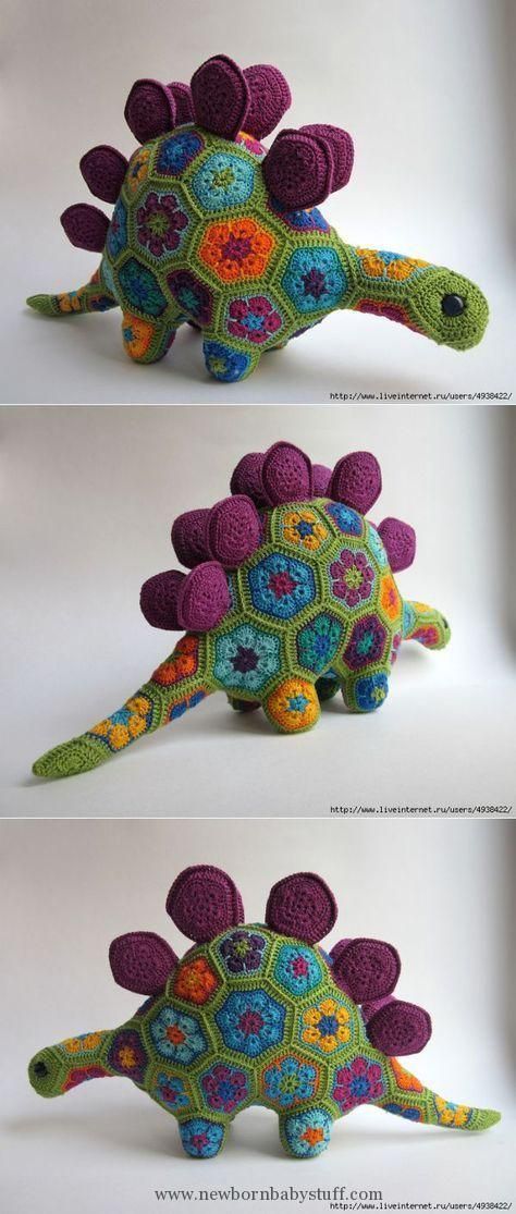 African Flower Crochet Animals, African Flower Crochet, Crochet African Flowers, Crochet Flowers Free Pattern, Flowers Crochet, Crochet Dinosaur, African Flowers, Flower Crochet, Crochet Animal Patterns