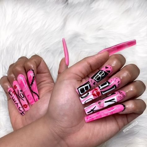 Braider Nails Set, Mean Girls Nails, 21 Birthday Nails, Book Nails, Girls Nail Designs, Acrylic Nail Shapes, Halloween Acrylic Nails, Long Acrylic Nail Designs, Burn Book