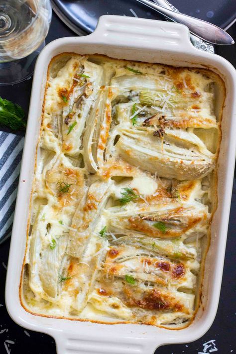 Baked Fennel with Parmesan & Cream Baked Fennel, Recipe Vegetables, Fennel Recipes, Vegetable Side Dish, Roasted Fennel, Vegetable Side, Idee Pasto Sano, Diet Keto, Vegetable Sides