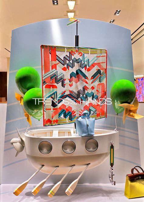 Trends On Your Hands Hermes Window, Window Display Retail, Light Tunnel, Window Display Design, Store Windows, Shop Fronts, Palm Beach Florida, Window Dressings, Window Styles