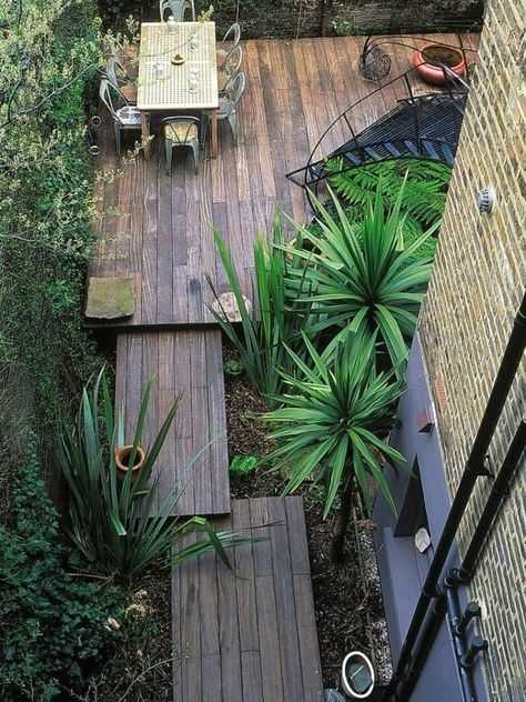 Garden Ideas Rectangle, L Shaped Garden, Garden Design Ideas Layout, Patio Layout Design, Privacy Landscaping Backyard, Yard Deck, Patio Layout, Backyard Garden Layout, Privacy Landscaping