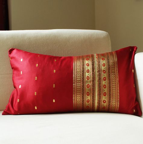 . Reuse Old Clothes, Indian Cushions, Gold Pillow, Indian Pillows, Indian Home Interior, Cushion Cover Designs, Trendy Sewing, Pondicherry, Gold Pillows