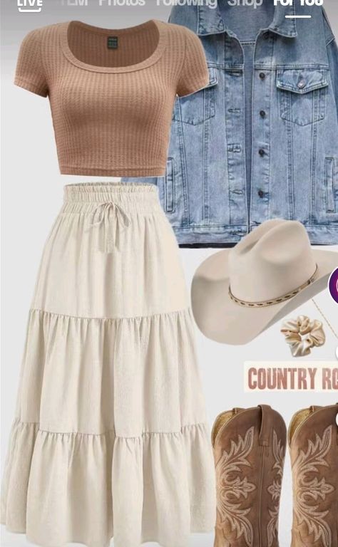 Western Chic Fashion, Casual Country Outfits, Cowgirl Style Outfits, Modest Clothes, Country Style Outfits, Modesty Outfits, Cute Country Outfits, Looks Country, Cute Modest Outfits