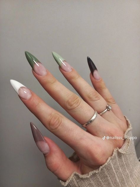 Long Almond Nails, Handmade Aesthetic, Long Almond, Edgy Nails, Grunge Nails, Glow Nails, Estilo Hippie, Glam Nails, Pink Acrylic Nails