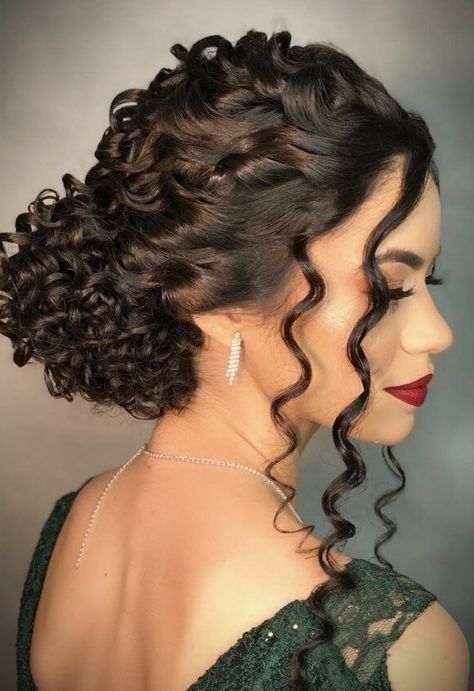 Curly Bridal Hair, Curly Hair Up, Twisted Hair, Curly Wedding Hair, Hairdos For Curly Hair, Wedding Hair Inspiration, Crown Hairstyles, Wedding Hair And Makeup, Bride Hairstyles