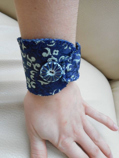 Style Baroque, Cuff Bracelets, Boho Chic, Porter, Textiles, Cuff, Couture, Bracelet