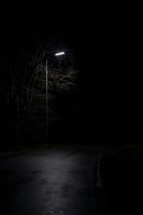 view of empty road under light post photo – Free Image on Unsplash Profile Picture Images, Empty Road, Night Sky Photography, Dont Touch My Phone Wallpaper, Creative Profile Picture, Night Scenery, Dark Pictures, Fantasy Art Landscapes, Cool Pictures Of Nature