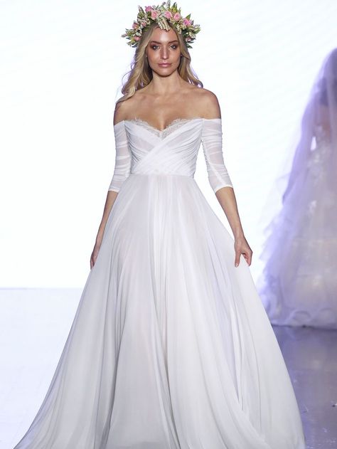 Wtoo By Watters Wedding Dress, Wtoo Wedding Dress, Effortless Wedding, Wtoo By Watters, Watters Wedding Dress, Wedding Dresses Kleinfeld, Wedding Dresses Taffeta, Plus Wedding Dresses, By Watters