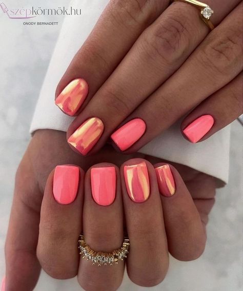 Summer Coral Nails, Coral Nail Designs, Coral Nails With Design, Coral Nail, Coral Nail Polish, Summer Nail Ideas, Coral Nails, Nagel Tips, Summery Nails