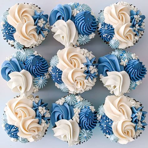 Cupcakes Decorating, Graduation Images, Icing Ideas, Cupcake Bouquets, Cupcake Decorating Tips, Party Cupcakes, Blue Cupcakes, Pretty Cupcakes, Cupcake Decoration