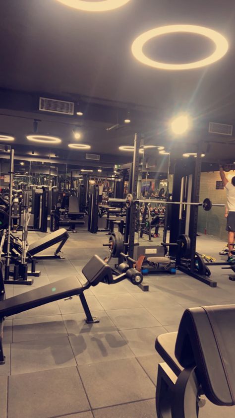 Gym Pics Ideas, Gym Snap Story, Gym Dumble, Gym Pics Snapchat, Indian Gym, Gym Snap, Coffee Gym, Morning Gym, Gym For Beginners