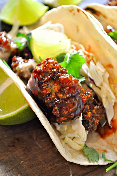 Broccoli Tacos, Bbq Broccoli, Mashed Potato Bowls, Sweet And Tangy Bbq Sauce, Tofu And Veggies, Potato Bowls, Baked Broccoli, Potatoes Crispy, Delicious Vegetarian Dinner