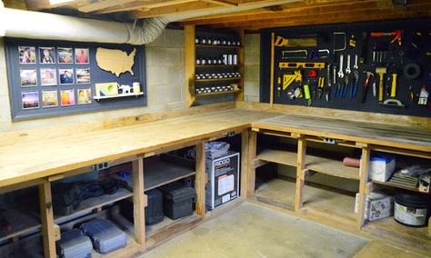 America The Pegboard-iful | Young House Love - post about garage art, but jealous of garage organization and cleanliness! Workbench Organization, Basement Organization, Basement Workshop, Young House, Basement Storage, Young House Love, Garage Work Bench, Workbench Plans, Paint Storage