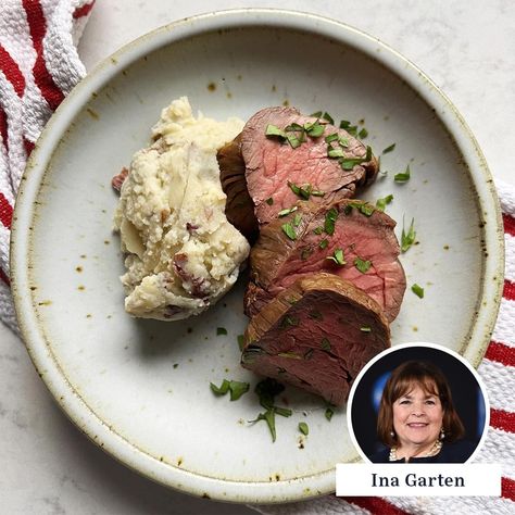 We Made Ina Garten's Exquisite Beef Tenderloin, and Her Recipe Couldn't Be Any Simpler Ina Garten Beef Tenderloin, Beef Tip Recipes, Beef Tenderloin Recipes, Beef Tenderloin Roast, Ground Beef Recipe, Tenderloin Roast, Beef Filet, Ina Garten Recipes, Tenderloin Recipes