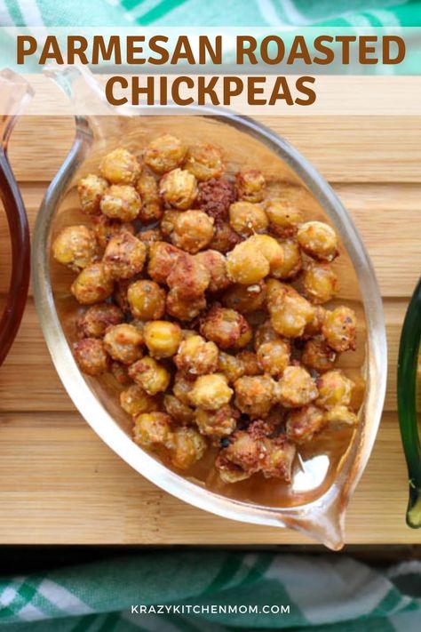 Crunchy Parmesan Chickpeas Chickpea Parmesan, Parmesan Croutons, Crunchy Chickpeas, Slow Cooker Dinner, Crunchy Snack, Favorite Appetizers, Delicious Dinner Recipes, Croutons, Tasty Recipes