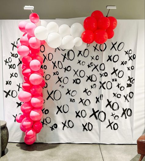 Valentines Dance Ideas, Valentines Day Dance, Valentines Day Photo Backdrop, Valentine Dance, Valentines Dance, Sweetheart Dance, Winter Dance, Dance Themes, Dance Ideas