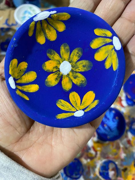 Aesthetic Diya Paintings, Diya Paintings Acrylic, Diya Colouring, Daisy Watercolor, Diwali 2024, Diwali Ideas, Diya Designs, Diya Decoration Ideas, Canapes Recipes