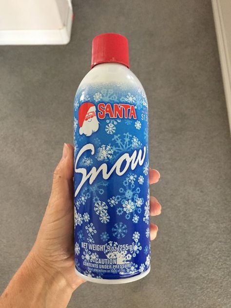 Why Everyone Is Decorating With Fake Snow This Christmas!  #howto #diy #diys #craft #crafts #crafting #howto #ad #handmade #homedecor #decor #makeover #makeovers #redo #repurpose #reuse #recycle #recycling #upcycle #upcycling  #unique #christmas #christmasdecor Fake Snow Decorations, Xmas Sales, Spray Snow, Snow Ideas, Snow Spray, Snow Recipe, Snowy Window, Snow Decorations, Decor Makeover