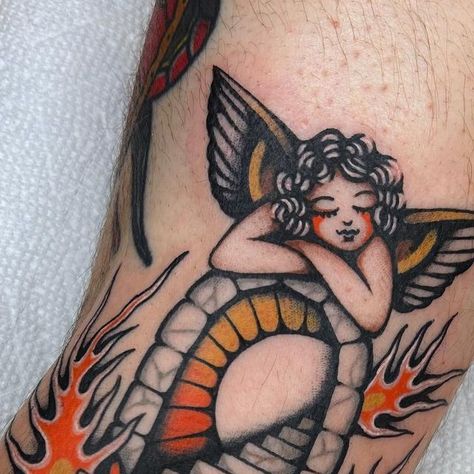 Traditional Heart Tattoos, Tato Tradisional, Cupid Tattoo, Traditional Tattoo Inspiration, Cherub Tattoo, Traditional Style Tattoo, Mom Tattoo Designs, Mommy Tattoos, Traditional Tattoo Sleeve