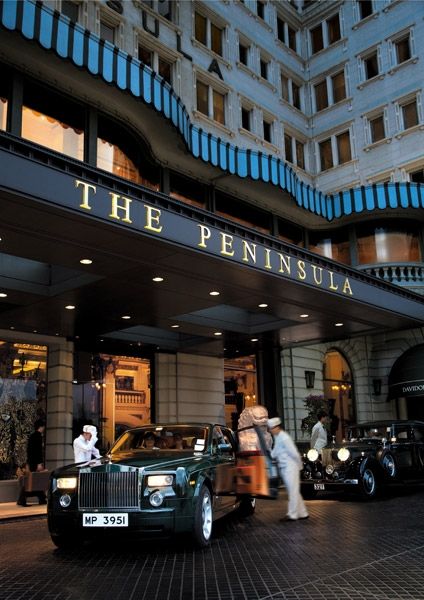 City Guide Design, Hong Kong Photography, Douglas Macarthur, Singapore Sling, Peninsula Hotel, Hong Kong Hotels, Hotel Entrance, House Design Pictures, Travel Pictures Poses