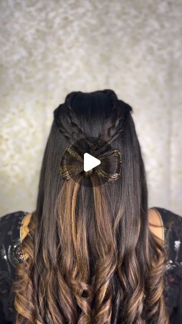 Hairstyle For Party Wear Gown, Girlish Hairstyles On Lehenga, Bow Hairstyle Tutorial, Lehenga Hairstyles, Hairstyles For Gowns, Half Up Half Down Wedding, Hoco Hair Styles, Hoco Hairstyles, Open Hairstyles