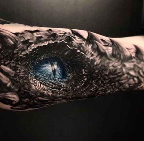 Dragon Eye Tattoo For Men, Viserion Tattoo, Dragon Eyes Tattoo, Dragon Face Tattoo, Dragon Eye Tattoo, Dragon Tattoo Forearm, Eyeball Tattoo, Game Of Thrones Tattoo, Dragons Tattoo