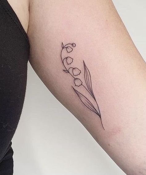 Lily And Lily Of The Valley Tattoo, May Birth Flower Tattoo Lily Of The Valley, Lily Of The Valley Tattoo Simple, Bellflower Tattoo, Snowdrop Tattoo Design, Lily Of The Valley Tattoo Minimalist, Lily Of The Valley Tattoo Design, Snow Drop Flower Tattoo, Lily Of The Valley Tattoos