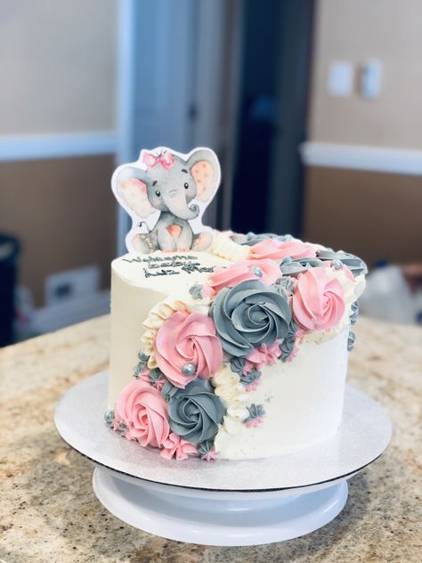 Elephant Baby Shower Cake Girl, Baby Shower Girl Cake, Baby Elephant Cake, Elephant Baby Shower Cake, Baby Shower Girl Diy, Peanut Baby Shower, Pastel Baby Shower, Boy Baby Shower Ideas, Baby Shower Cakes Girl