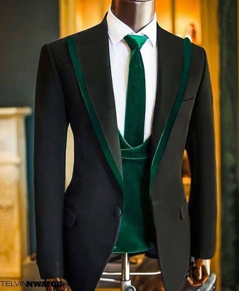 The Telvinnwafor Bespoke suits on Instagram: “Dont just fit in, Find your own perfect fit..@telvinnwafor . Finding the perfect touch of green to compliment the Havana suit..takes you to…” Wedding Suits Groom Unique, Prom Suits For Men Unique, Unique Mens Wedding Suits, Male Neck, Gents Suits, Wedding Outfit For Boys, Emerald Velvet, Prom Suits For Men, Suit Groom