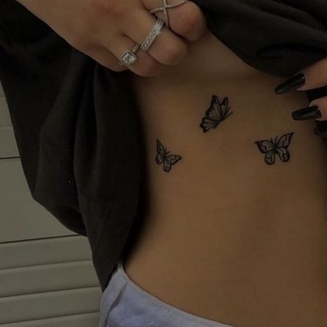 Butterfly Tattoo Underboob Tattoos, Unique Tattoo Ideas, Small Chest Tattoos, Butterfly Cute, Small Butterfly Tattoo, Underboob Tattoo, Spine Tattoos For Women, Chest Tattoos For Women, Pretty Tattoos For Women