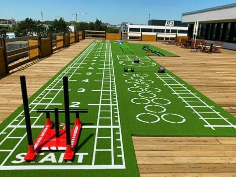 Outdoor Gym Flooring, Outdoor Gym Design, Functional Training Gym, Tennis Court Design, Fitness Corner, Sports Training Facility, Backyard Gym, Sports Facility, Diy Home Gym