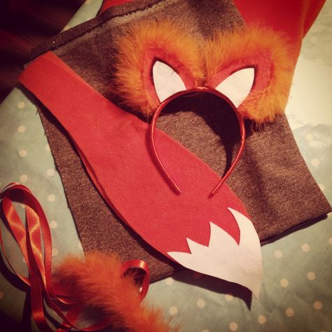 Madagascar Costumes, Kids Fox Costume, Fox Costume, Costume Disney, Turning Red, Halloween 2024, Red Panda, Cute Cakes, Cute Crafts