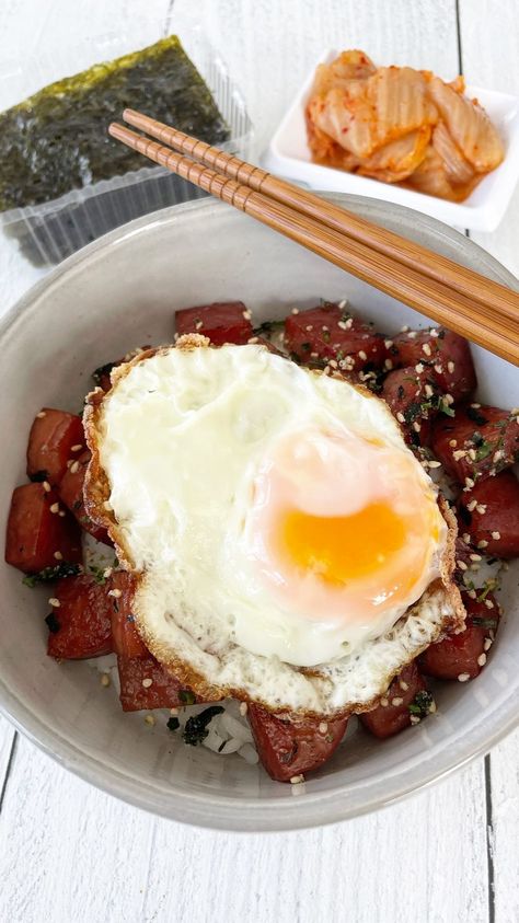 Korean Spam Musubi, Spam Musubi Bowl Recipe, Spam And Egg Musubi, Spam Musubi Rice Bowl, Musubi Bowl Recipe, Spam Bowl Recipes, Japanese Spam Recipe, Musubi In A Bowl, Spam Bowl