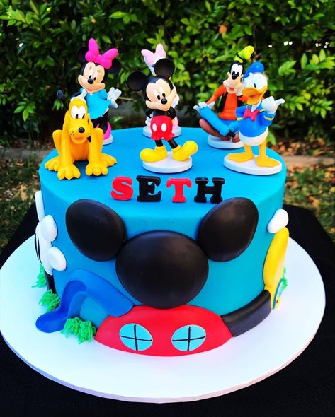 Mickey Mouse Funhouse Birthday Cakes, Mickey And Friends Birthday Cake, Mickey Clubhouse Cake, Mickey Mouse And Friends Cake, Mickey Mouse Cake Ideas, Mickey Mouse Cakes, Mickey Mouse Cake Decorations, Mickey Mouse Clubhouse Birthday Cake, Mickey Birthday Cakes