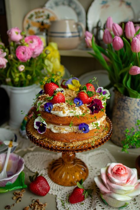 Video: Cozy Spring Baking Maple Walnut Cake and Natural DIY Spring Cleaning Recipes Maple Walnut Cake, Cream Cheese Frosting Easy, Thanksgiving Vegetables, Spring Tea Party, Tea Party Cake, Fairy Tea Parties, Pancake Stack, Spring Tea, Easy Cream