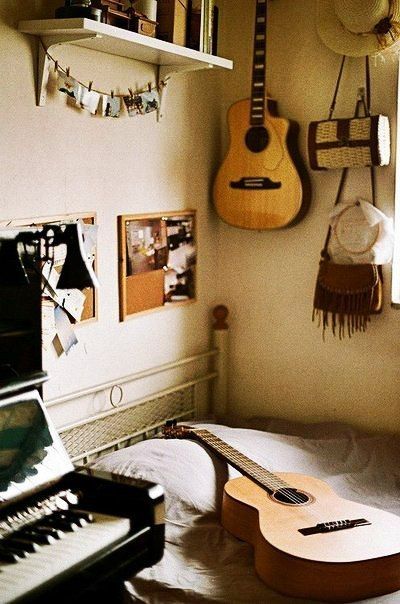 Guitar Aesthetics, Music Bedroom, Psalm 150, Music Aesthetic, Praise And Worship, Music Room, Bedroom Inspo, My New Room, God Is Good