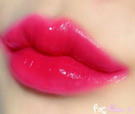 Purple Hair Tips, Fuschia Lipstick, Hot Pink Lip, Hot Pink Lipstick, Magenta Lip, Lipstick Ideas, Neon Lipstick, Lips Aesthetic, Bright Pink Lips