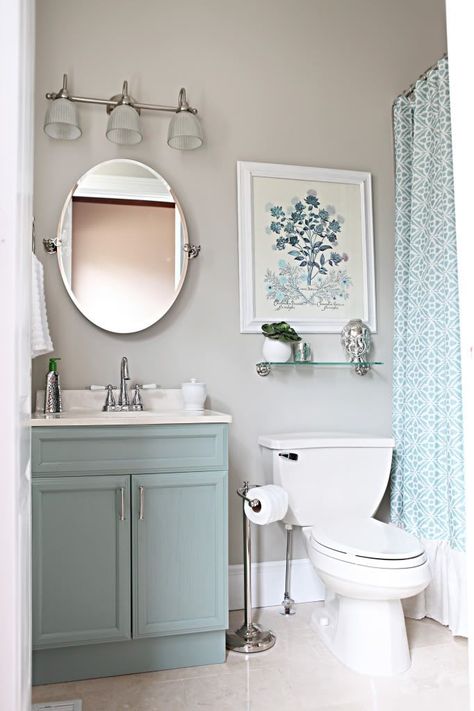 Makeover Kamar Mandi, Light Grey Walls, Small Bathroom Makeover, Small Remodel, Bathroom Decor Apartment, Apartment Bathroom, Bathroom Update, Small Bathroom Design, Tiny Bathroom