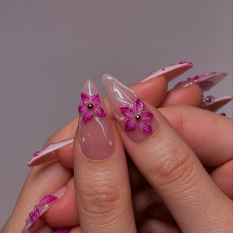 purple sculpted flower nails 💜 inspo: @amys.clients #nailart #nails #3dflowernails #springnails #summernails #buildergel Airbrush Flower Nails, Purple 3d Flower Nails, Nails Ideas Flowers, Sculpted Flower Nails, Purple Flower Nails, Orchid Nails, Dark Purple Nails, Flowers Nail Art, Red Gel Nails