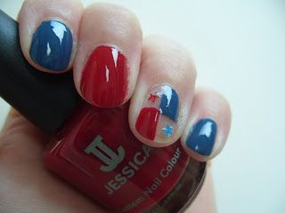 Pretty Perfect Beauty: NOTD: Panama Flag Manicure Panama Style, Panama Flag, Flag Nails, Makeup Nails Designs, Style Nails, Gel Nail Design, Nail Beauty, Flag Design, Gel Nail