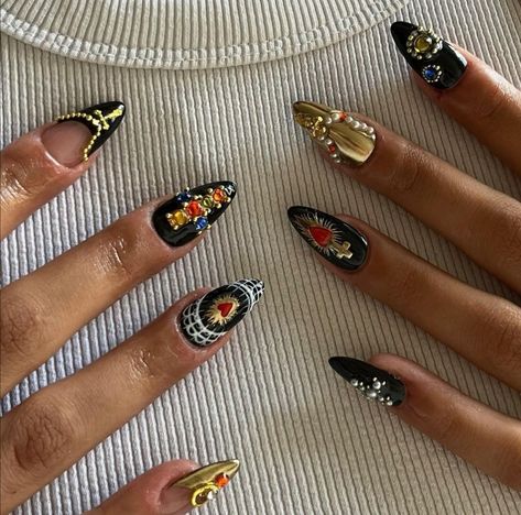 Vietnamese Nail Design, Rockstar Nails Aesthetic, Royal Nail Designs, Catholic Nail Art, Jewels On Nails, Goth Gel Nails, Jewel Nail Designs, Sacred Heart Nails, Jewel Nail Art