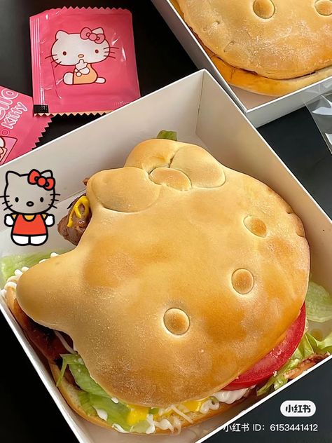 Animal Bouquet, Cartoon Sandwich, Cute Meals, Plushie Sanrio, Bolo Da Hello Kitty, Creative Bouquet, Kitty Cafe, Kawaii Cooking, Cute Baking