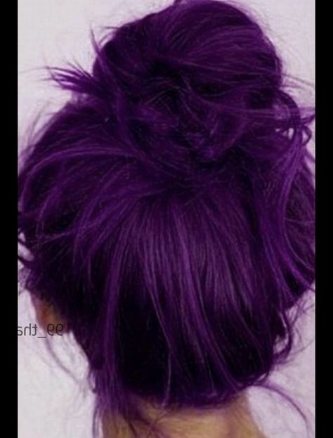 Shades Of Purple Hair Color, Shades Of Purple Hair, Purple Hair Color Ideas, Diy Valentinstag, Purple Hair Color, Lavender Hair Colors, Dark Purple Hair, Purple Shades, Lavender Hair