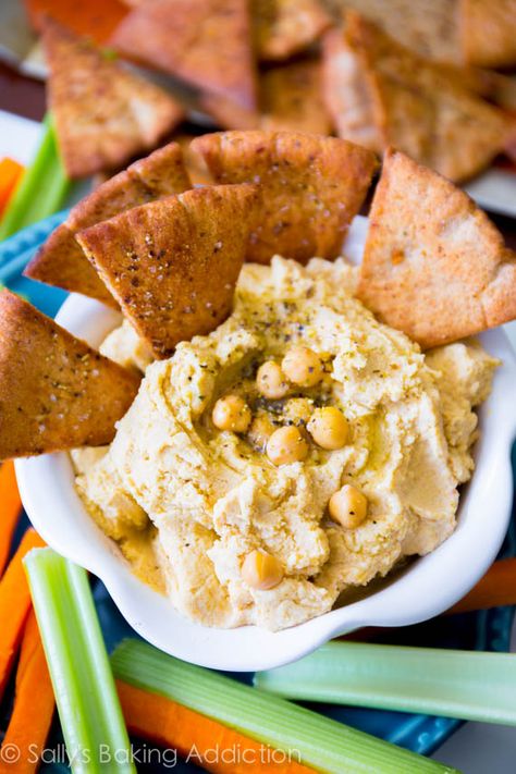 Favorite Homemade Hummus with Spiced Pita Chips. Pita Chips Recipe, Classic Hummus Recipe, Hummus Recipe Homemade, Sallys Baking, Hummus And Pita, Creamy Hummus, Sally's Baking, Inexpensive Meals, Homemade Hummus