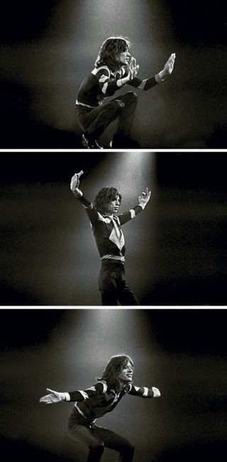 Mick Jagger - MSG; 1975 (Claude Gassian) Mick Jagger Dancing, Mick Jagger Rolling Stones, Rolling Stones Logo, Rolling Stones Band, Peter Tork, Moves Like Jagger, Stay Curious, Ronnie Wood, Whiskey Stones