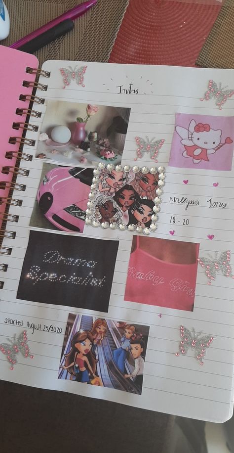 How To Decorate Your Notebook Pages, Y2k Journal Ideas, Y2k Journal Aesthetic, 2000s Journal, Y2k Journal, Y2k Collage, Notebook Collage, Craft Market Display, Pretty Journals